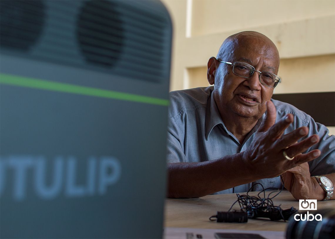 El  gerente Francisco Chantes, representante de Tulip Power en Cuba, dice que la popularidad de estos dispositivos ha sorprendido-incluso-a la propia empresaholandesa. 