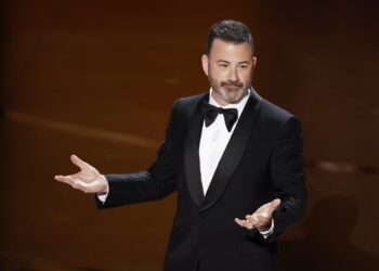 El presentador Jimmy Kimmel. La cadena ABC anunció este miércoles que retirará del aire "indefinidamente" su programa debido a sus comentarios sobre Charlie Kirk. Foto: EFE/ EPA/ Caroline Brehman ARCHIVO.