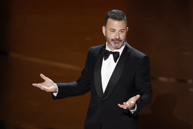 El presentador Jimmy Kimmel. La cadena ABC anunció este miércoles que retirará del aire "indefinidamente" su programa debido a sus comentarios sobre Charlie Kirk. Foto: EFE/ EPA/ Caroline Brehman ARCHIVO.