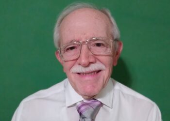 Foto tomada del perfil de Néstor M. Pérez Lache.