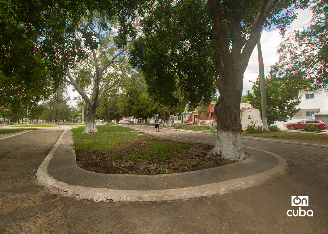 Parque Sevillano, en el reparto habanero de igual nombre. Foto: Otmaro Rodríguez.