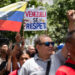 Marcha en respaldo a Nicolás Maduro, este viernes en Caracas. Foto:  Ronald Peña/EFE.