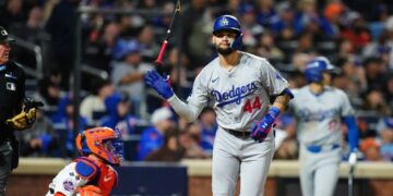Andy Pagés sigue aportando a la causa de los Dodgers en su defensa de la corona de Grandes Ligas. Foto: MLB.