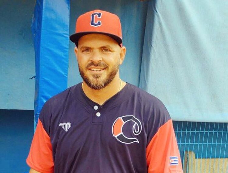 Almanza, jugador de 34 años, que reside en EEUU. Foto: PL.
