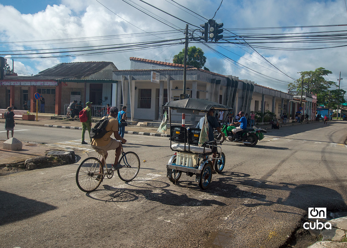 La llamada Cuatro Esquinas de San José de las Lajas, en Mayabeque. Foto: Otmaro Rodríguez.