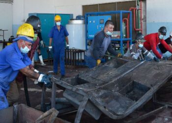 El incendio redujo a cenizas el 70% de las instalaciones de la planta. Foto: Pedro Paredes /Guerrillero