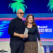 Emilio Estefan y su esposa, la cantante Gloria Estefan, posan durante el tercer día de la Semana de la Música Latina de Billboard , en Miami Beach. Foto:  Pedro Pablo Cortés/EFE.