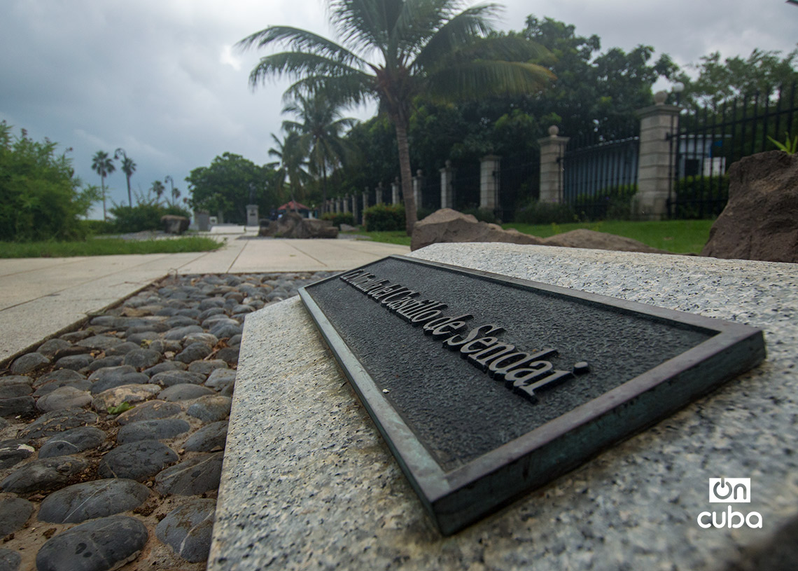 Fragmentos de la muralla del Castillo de Sendai, en el parque en La Habana en honor a Hasekura Tsunenaga, primer samurái en visitar Cuba. Foto: Otmaro Rodríguez.