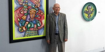 Incansable en su creación, el artista en la muestra a punto de cumplir 95 años. Foto: PL