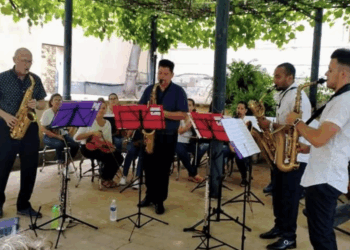 Z-Saxos FB