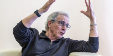 El ex primer bailarín del Ballet Nacional de Cuba Orlando Salgado. Foto: Fernando Díaz/EF.E