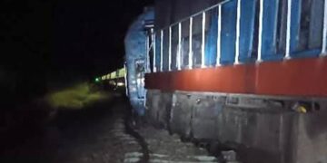 Descarrilamiento de un tren de pasajeros en Bartle, Las Tunas, la noche del 22 de octubre de 2025. Foto: Tomada del perfil de Facebook de Eduardo Rodríguez Dávila.