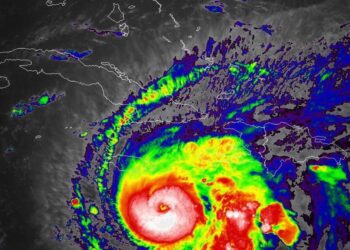El poderoso huracán Melissa, al sur de Jamaica. Imagen tomada del perfil en Facebook del Instituto de Meteorología de Cuba.
