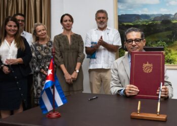 El Coordinador residente Francisco Pichón tras la firma del nuevo Marco de Cooperación. Foto: SNU Cuba.