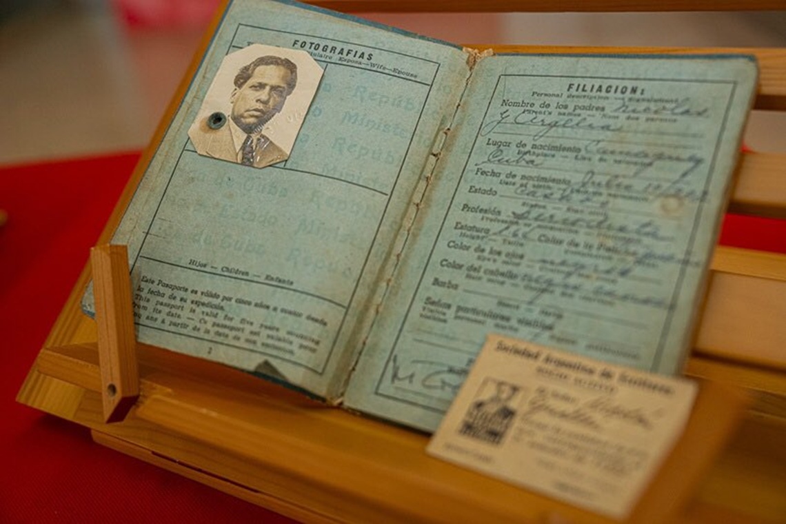 pasaporte Guillén