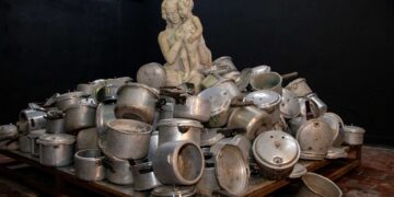 Instalación "Día a día" de Michel Mirabal.