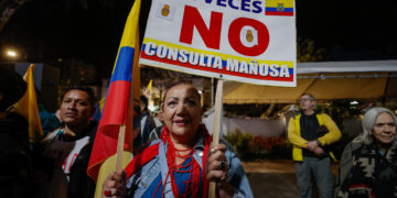 referéndum constitución Ecuador