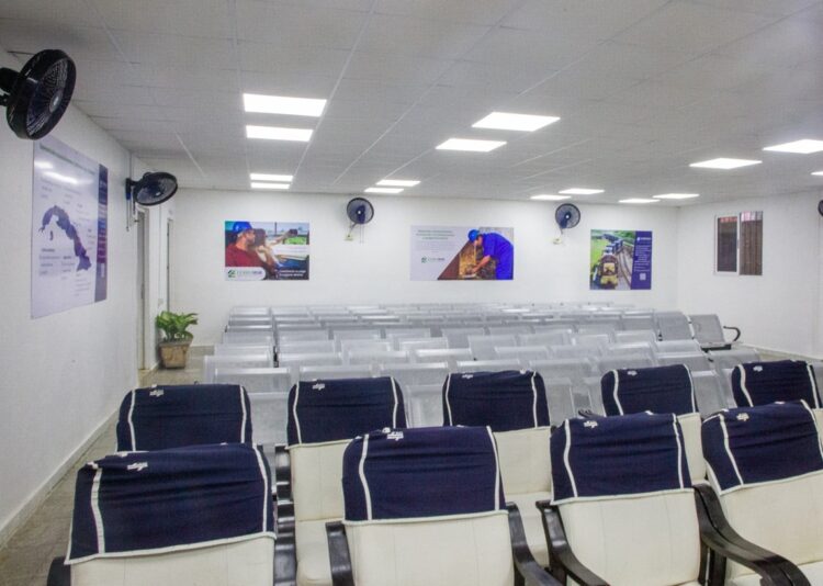 La estación, ubicada en el capitalino municipio Plaza de la Revolución, es punto de partida de los trenes que conectan La Habana con Artemisa y Pinar del Río. Foto: Facebook/Eduardo Rodríguez Dávila.