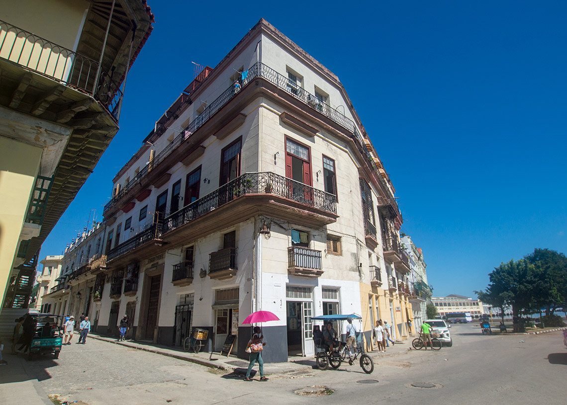 Lugar donde se encontraba el teatro “Coliseo” o “Principal”, en la Habana Vieja. Foto: Otmaro Rodríguez.