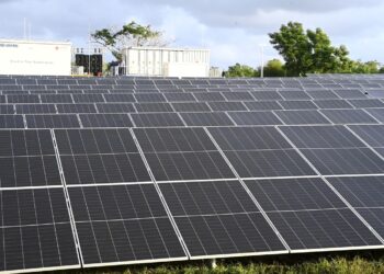 El séptimo parque de 5 MW, enclavado en Guanajay, Artemisa, ya está conectado al SEN. Foto: Facebook/Presidencia Cuba.