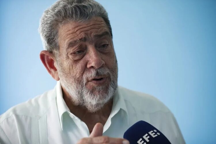 Ralph Gonsalves, conocido popularmente como el “Camarada Ralph”, gobernó el pequeño archipiélago desde 2001. Foto:  EFE