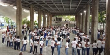 Bailarines de 17 academias de La Habana lograron la hazaña en el Pabellón Cuba del Vedado habanero. Foto: Facebook/Elizabeth Salas Couto.