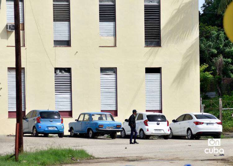 El juicio contra Alejandro Gil se lleva a cabo en el Tribunal Popular de lo Civil y de lo Familiar de Marianao (calle 100 y 33).Foto: Otmaro Rodríguez.