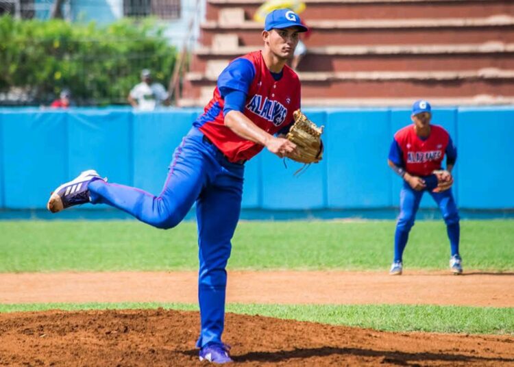 El conjunto de Granma está entre los equipos afectados por la compleja situación epidemiológica que sufre Cuba. Foto: Tomada del grupo de Facebook Alazanes de Granma.