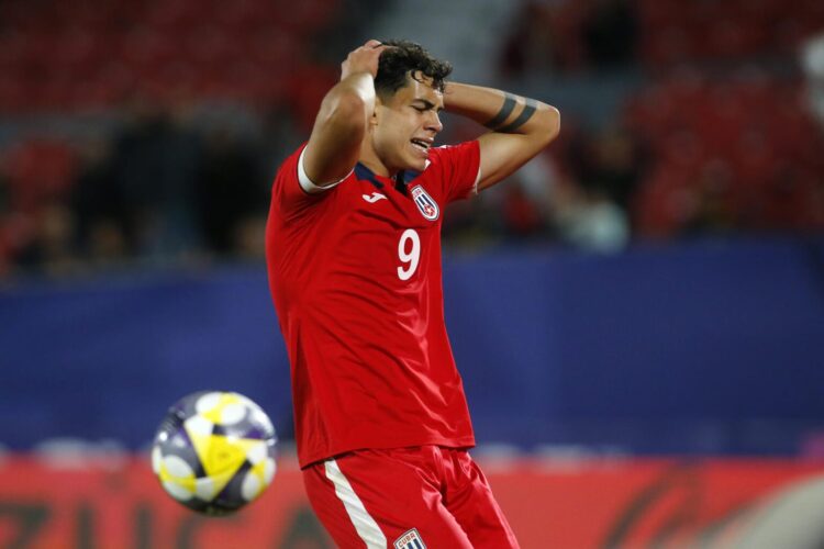 Alessio Raballo se estrenó como goleador en la selección mayor. Foto: EFE/Atchivo