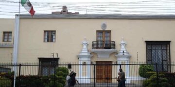 Embajada de México en Lima, Perú. Foto: Paolo Aguilar / EFE.