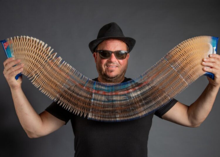 Félix Semper. Sus esculturas de papel en movimiento revolucionan el mundo del arte. Foto: Cortesía.