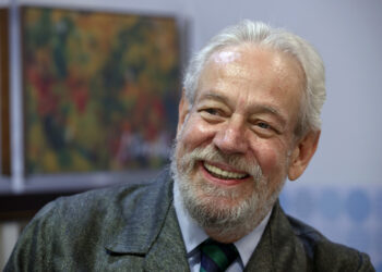 Fotografía de archivo, tomada el 29/07/2022 en Ciudad de México, del escritor mexicano Gonzalo Celorio, galardonado hoy con el Premio Cervantes 2025. Foto: EFE/Archivo/José Méndez.