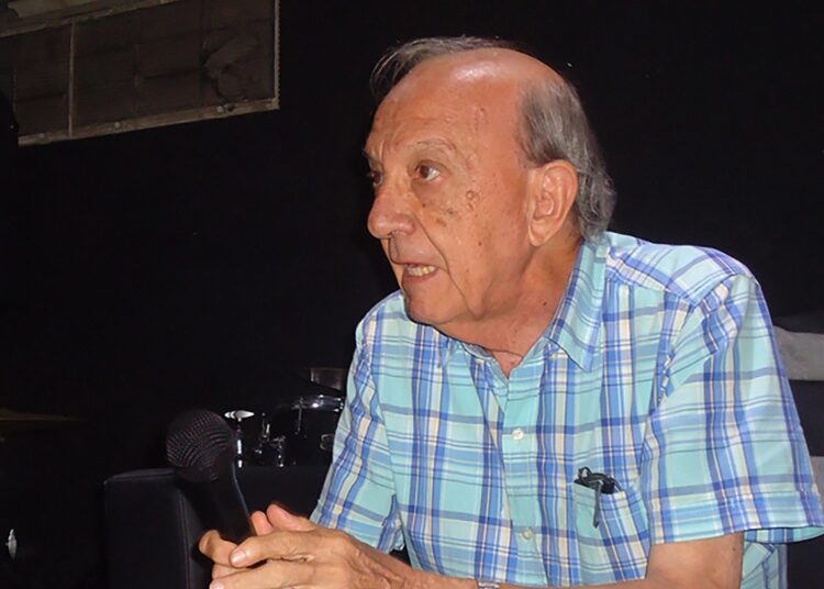 El director y guionista cubano Manuel Pérez Paredes, Premio Nacional de Cine, fallecido en La Habana a los 85 años. Foto: ficgibara.icaic.cu / Archivo.