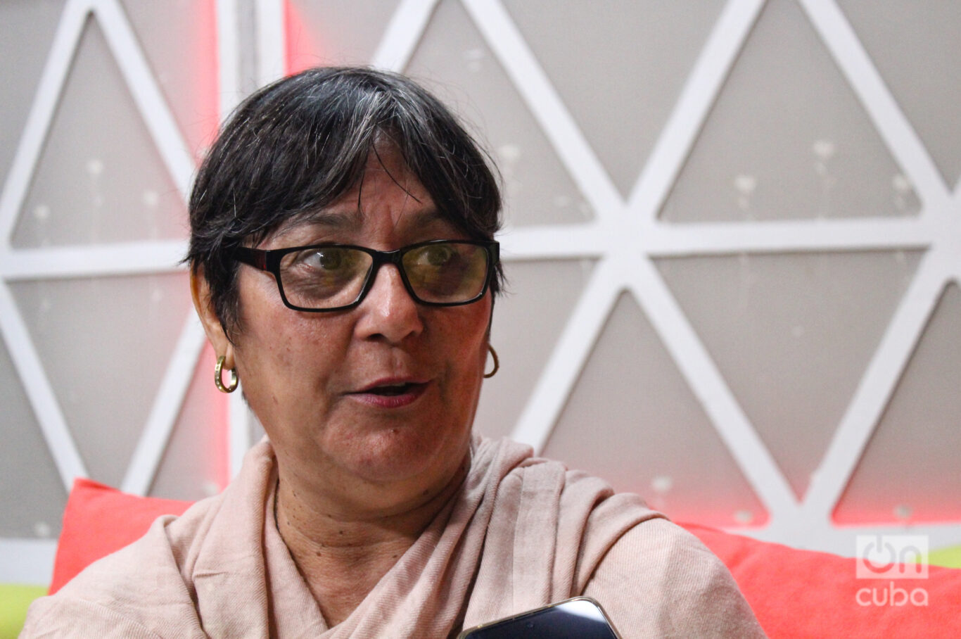 “At noon”: fifteen years with the Cuban public “At noon”: fifteen years with the Cuban public