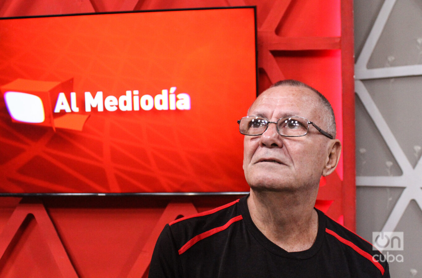 “At noon”: fifteen years with the Cuban public “At noon”: fifteen years with the Cuban public