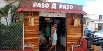 Bodeguita privada en el barrio de Miramar, La Habana. Foto:  AMD