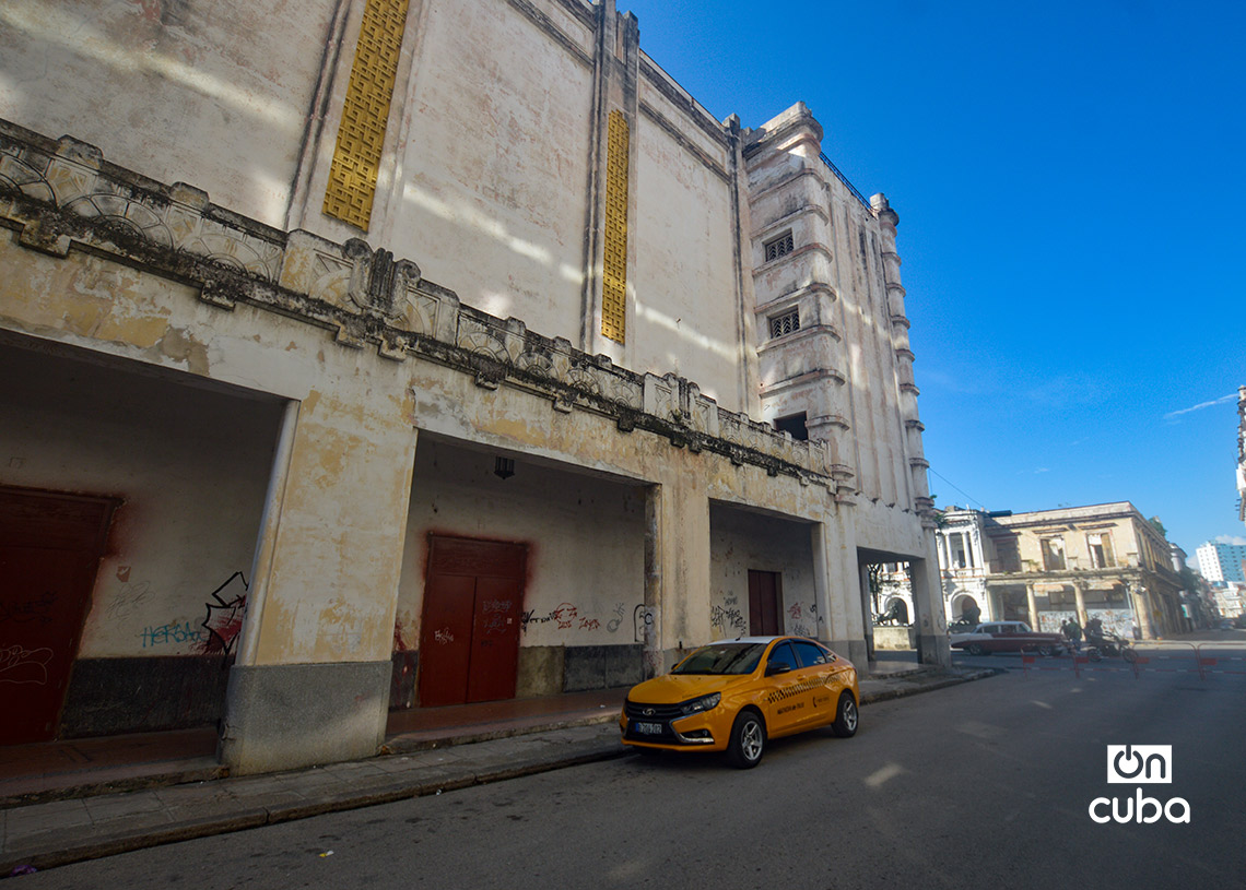 Calle Colón, en La Habana. Foto: Otmaro Rodríguez.