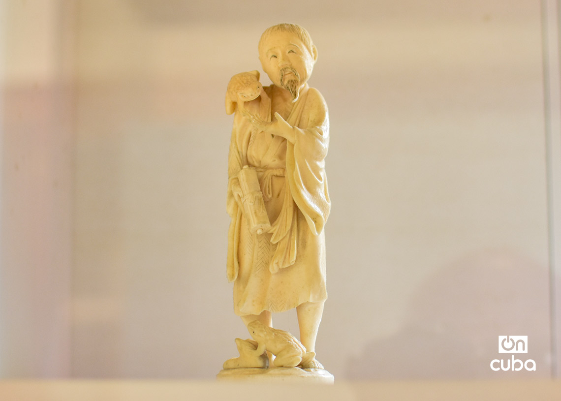 Traces of Japan in Cuba Part of the Japanese collection of the Casa de Asia in Havana. Photo: Otmaro Rodríguez.