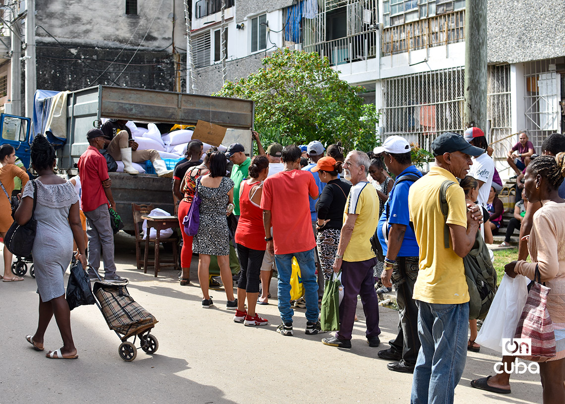 Feria agropecuaria del Parque Trillo, en La Habana. Foto: Otmaro Rodríguez.
