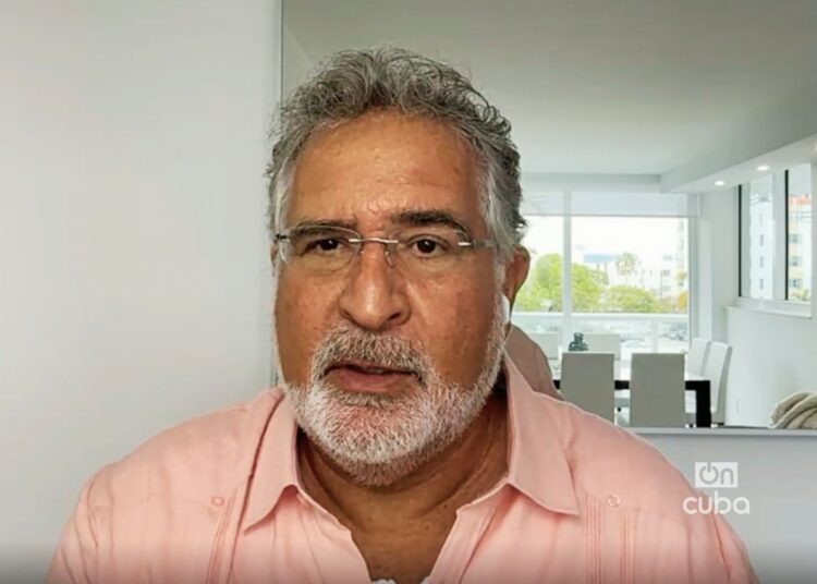 Joe García durante una entrevista con OnCuba. Captura de pantalla.