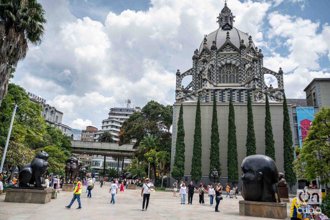 The pulse of Plaza Botero
