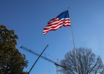 Bandera de Estados Unidos. Foto: Shawn Thew / EFE / EPA / POOL.