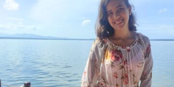 Dailene Dovale, en su primer viaje a Cienfuegos, su ciudad favorita de Cuba. Agosto 2022. Foto: Cortesía de la entrevistada.