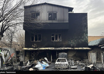 Fotografía facilitada por la agencia iraní Tasnim, agencia de noticias progubernamental, que muestra los destrozos tras las protestas contra el gobierno en Teherán. Foto: EFE