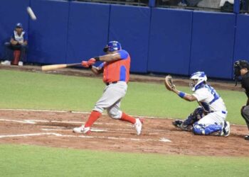 Cuba y Nicaragua igualaron en su primer partido de preparación de cara al Clásico Mundial de Béisbol. Foto: Prensa Latina (PL).