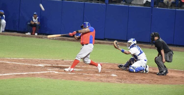 Cuba y Nicaragua igualaron en su primer partido de preparación de cara al Clásico Mundial de Béisbol. Foto: Prensa Latina (PL).