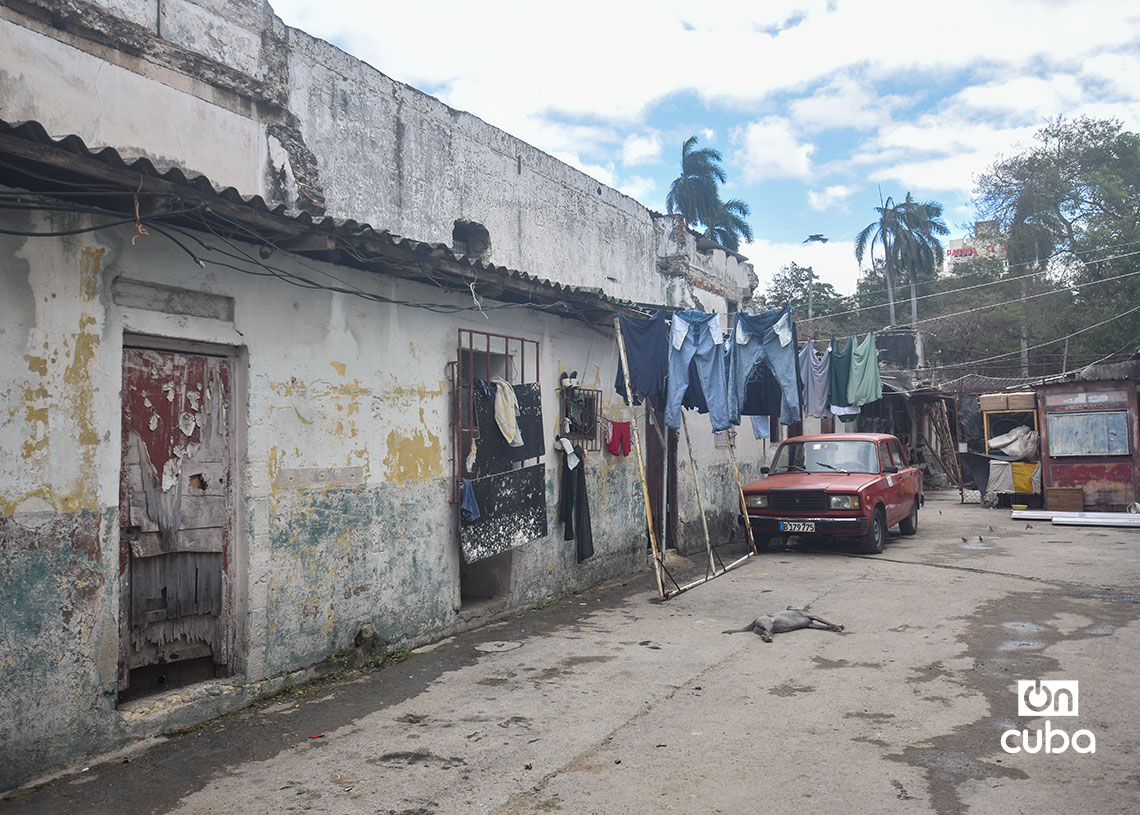 Homes in the area around Morro Street, in Old Havana. Photo: Otmaro Rodríguez. 