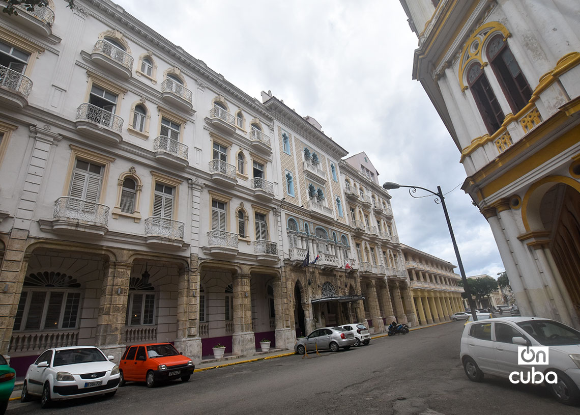 Hotel Sevilla, at the mouth of Morro Street on Trocadero Street, in Old Havana. Photo: Otmaro Rodríguez.