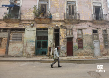 Calle Morro, en la Habana Vieja. Foto: Otmaro Rodríguez.