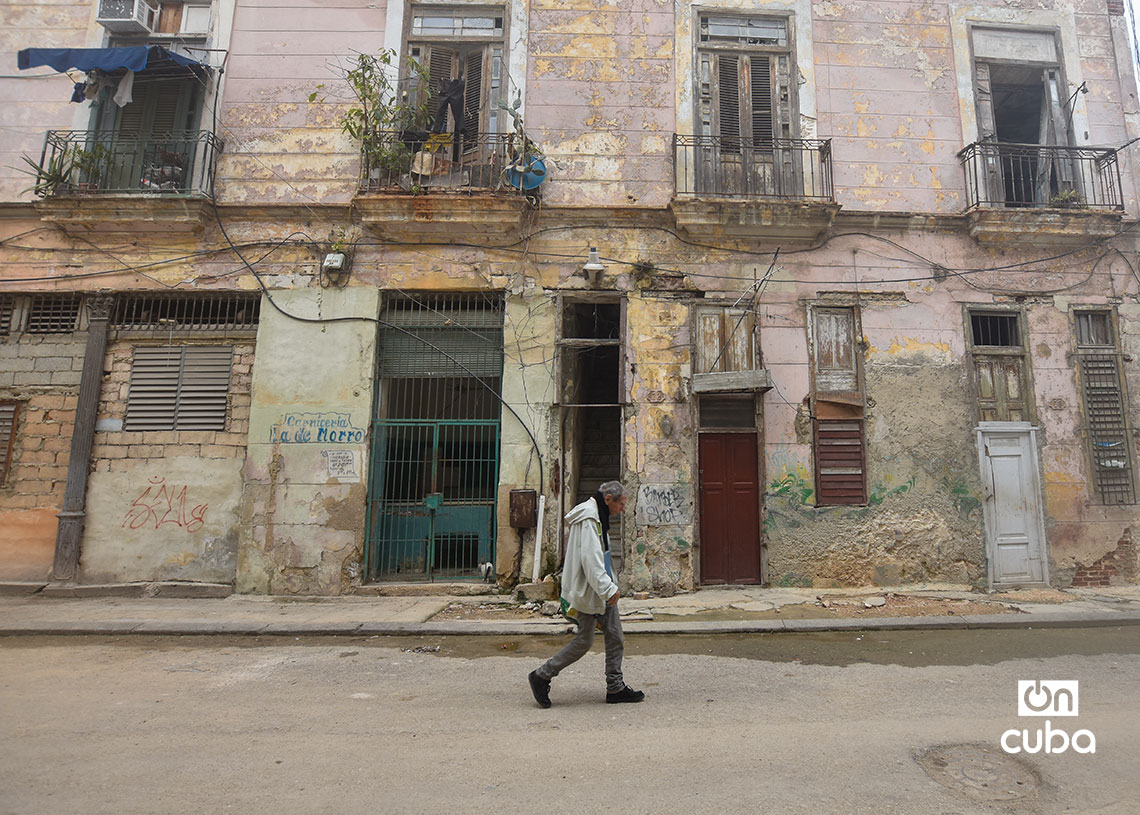 Calle Morro, en la Habana Vieja. Foto: Otmaro Rodríguez.